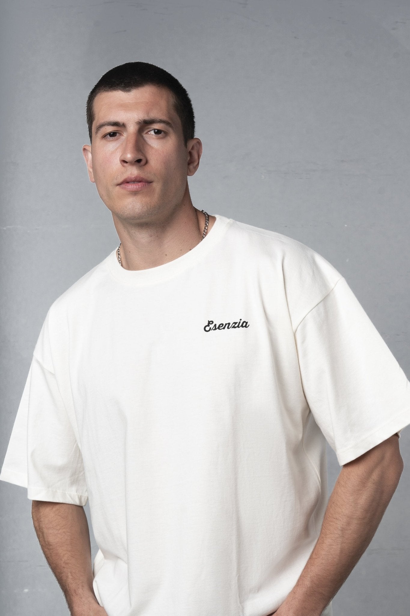 WHITE D10S TEE - Esenzia