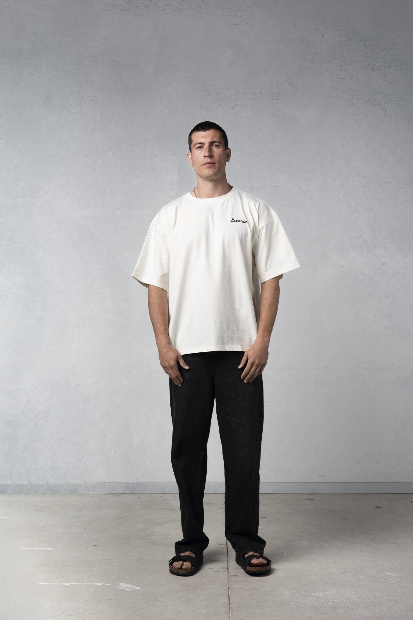 WHITE D10S TEE - Esenzia