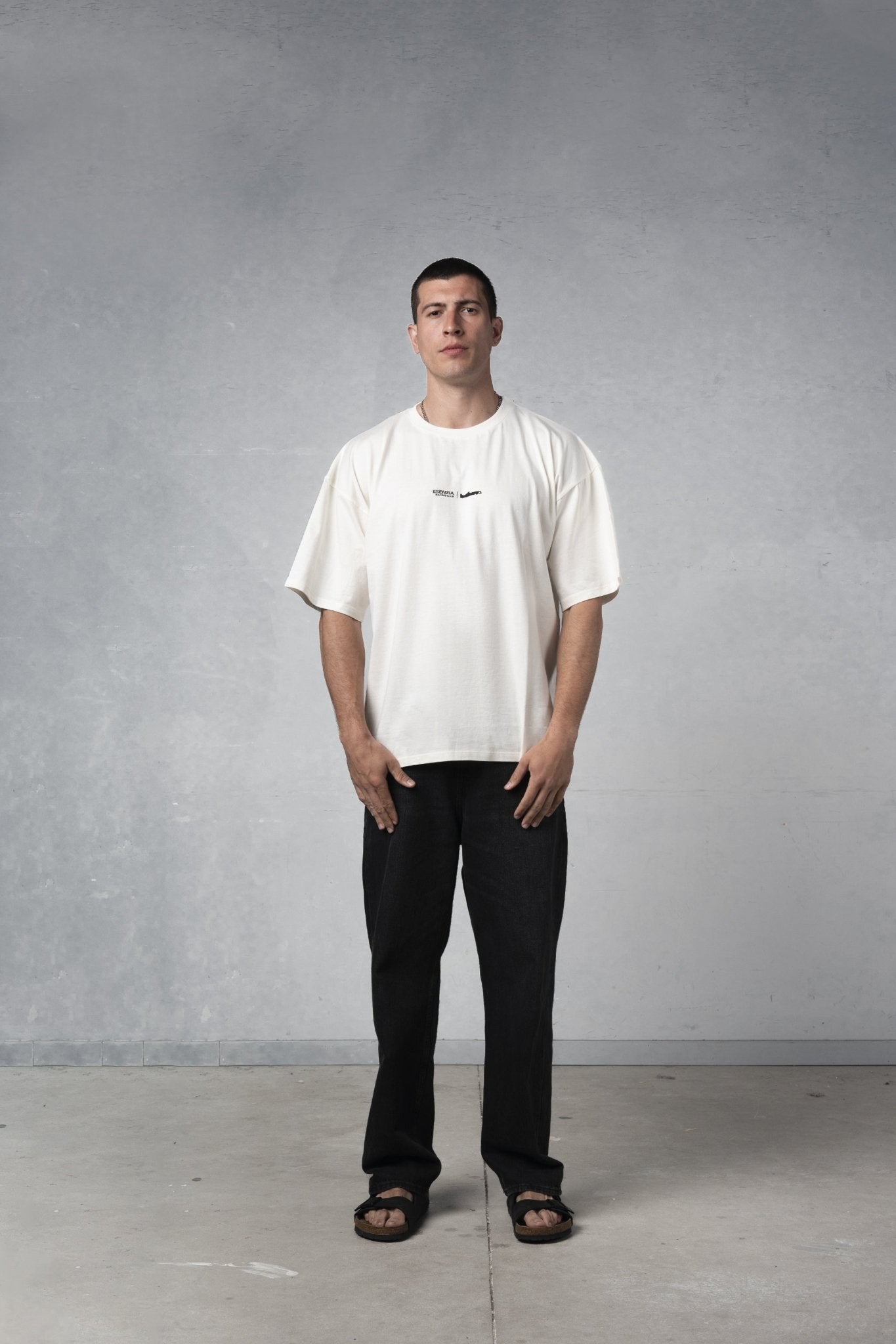 WHITE NANO TEE - Esenzia