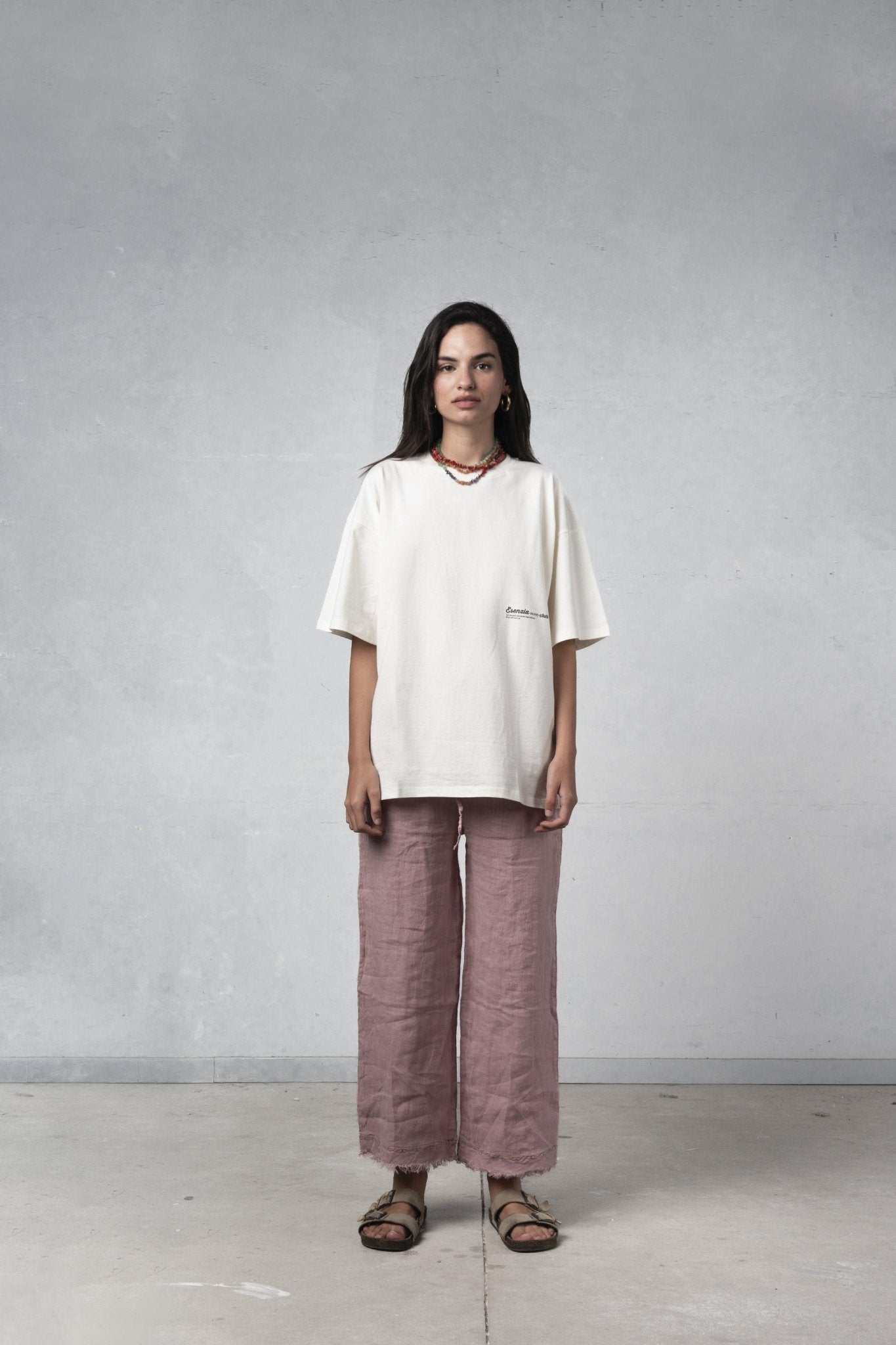 WHITE WOLF TEE - Esenzia