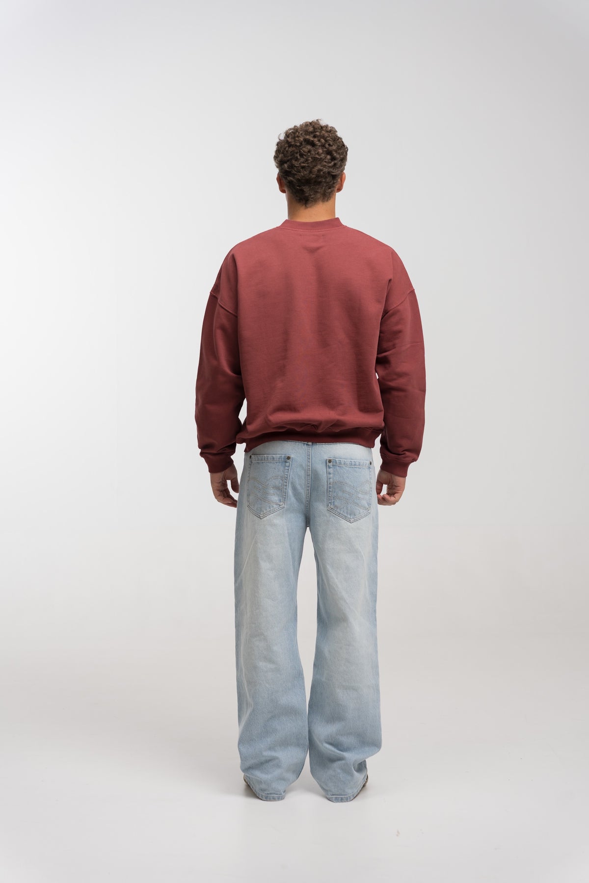 WINE ATHLETIC CREWNECK