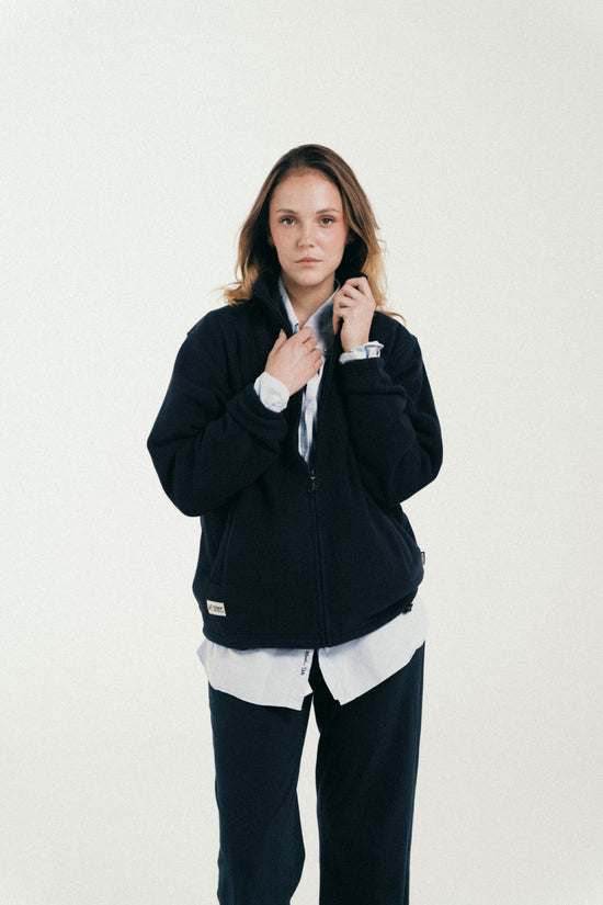 NAVY CLASSIC FLEECE