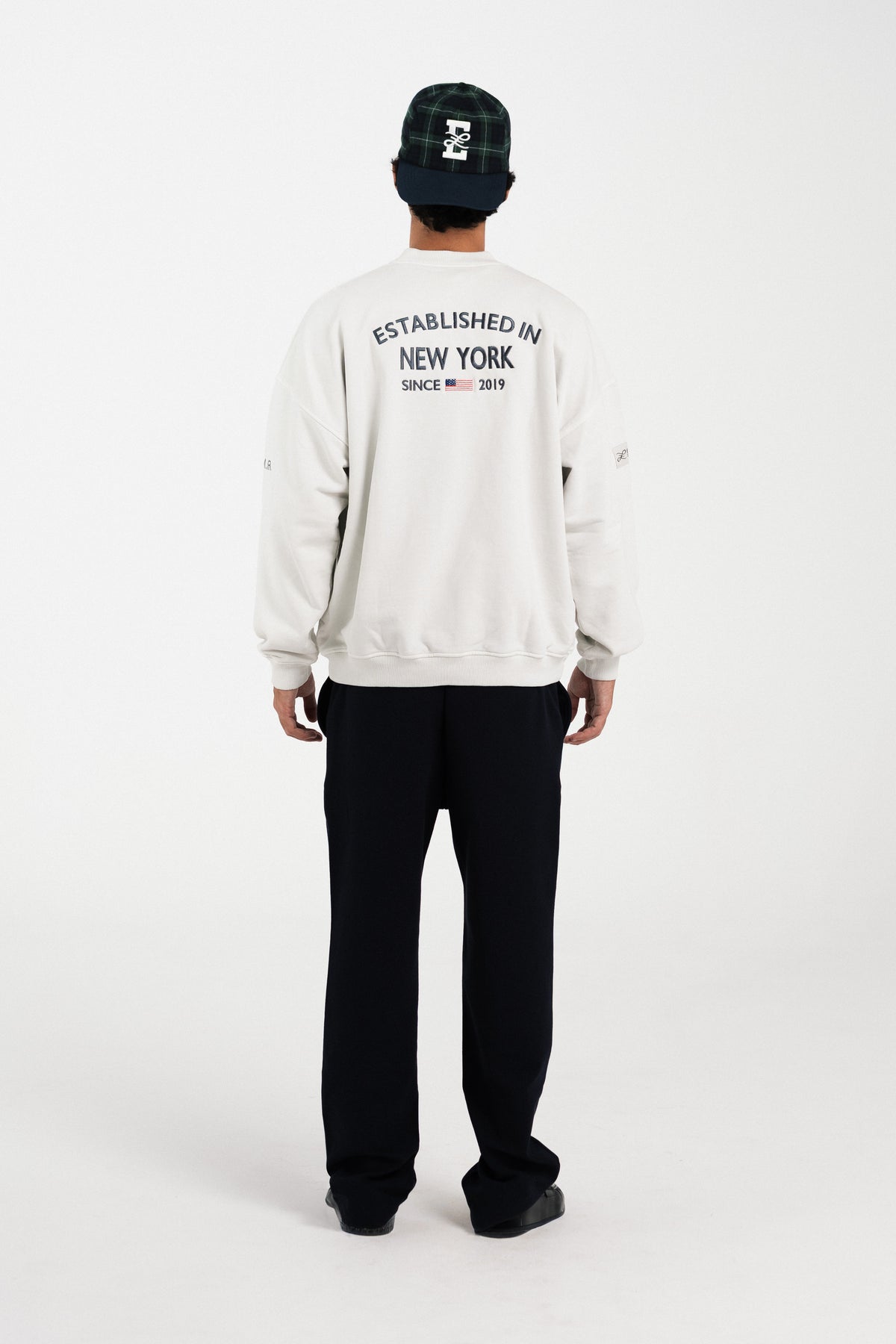 BONE WORLDWIDE CREWNECK