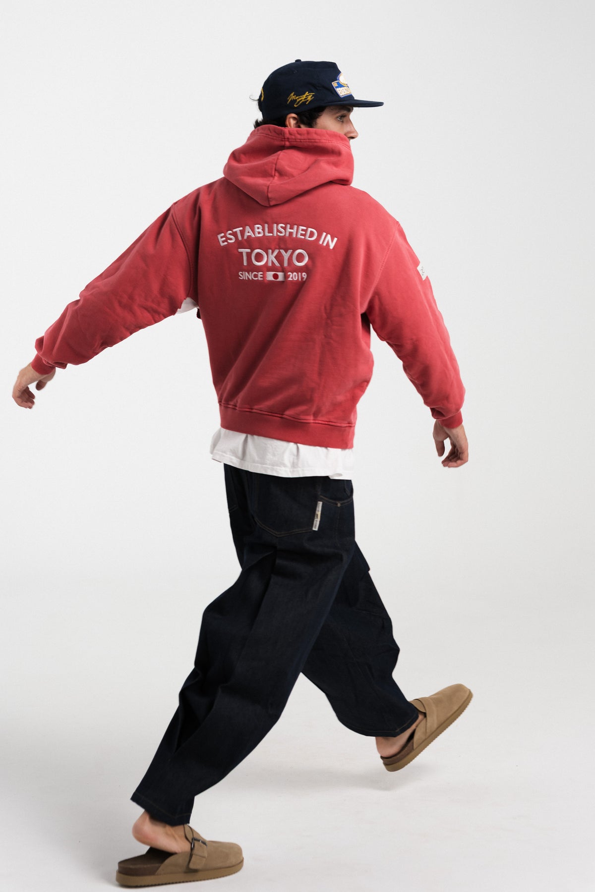 SCARLET WORLDWIDE HOODIE